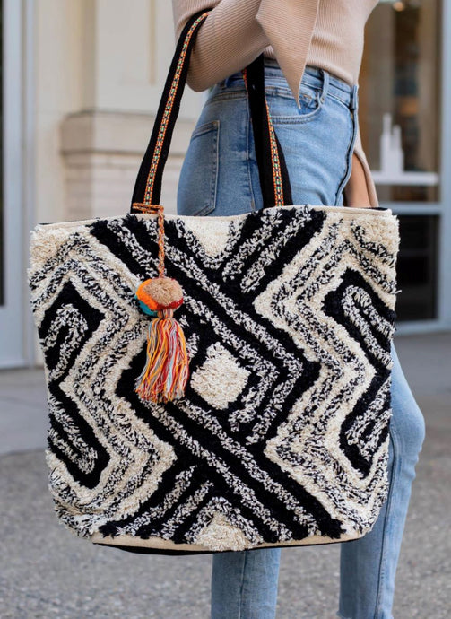 Along For The Ride Woven Tote-Black/Cream