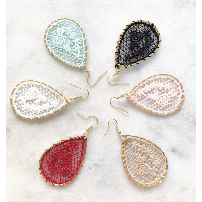 The Lace Teardrop Earrings